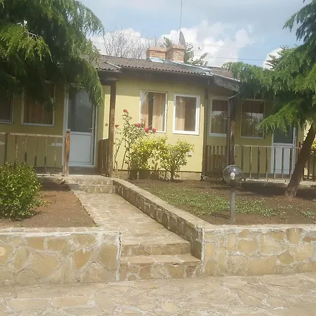 אתר נופש Chiflika Aytos Lyaskovo (Burgas)
